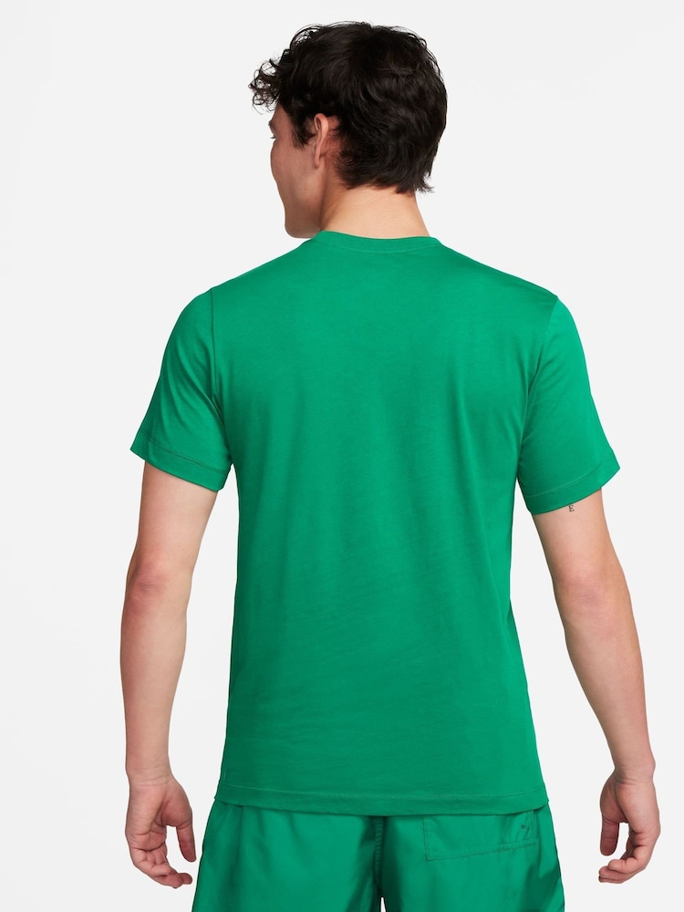 Nike Malachite Green 100% Cotton Club T-Shirt - Image 8 of 10