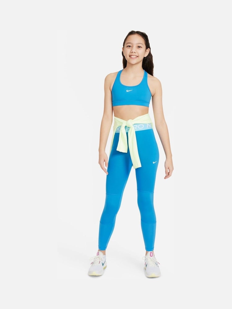 Leuchtend Blau - Nike Dri-FIT Swoosh Stützender BH - Bild 6 von 6 Leuchtend Blau - Nike Dri-FIT Swoosh Stützender BH - Bild 6 von 6