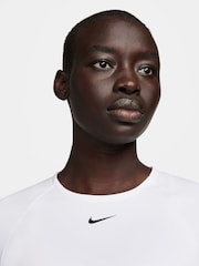 Белый - Nike Pro Dri-FIT Cropped Long Sleeve Top - Изображение 4 из 5