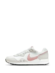 Nike White/Pink Venture Runner Trainers - Image 2 of 8