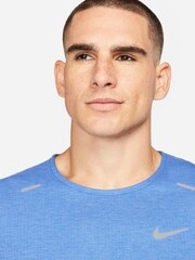 Nike Blue Rise 365 Running Top - Image 4 of 8