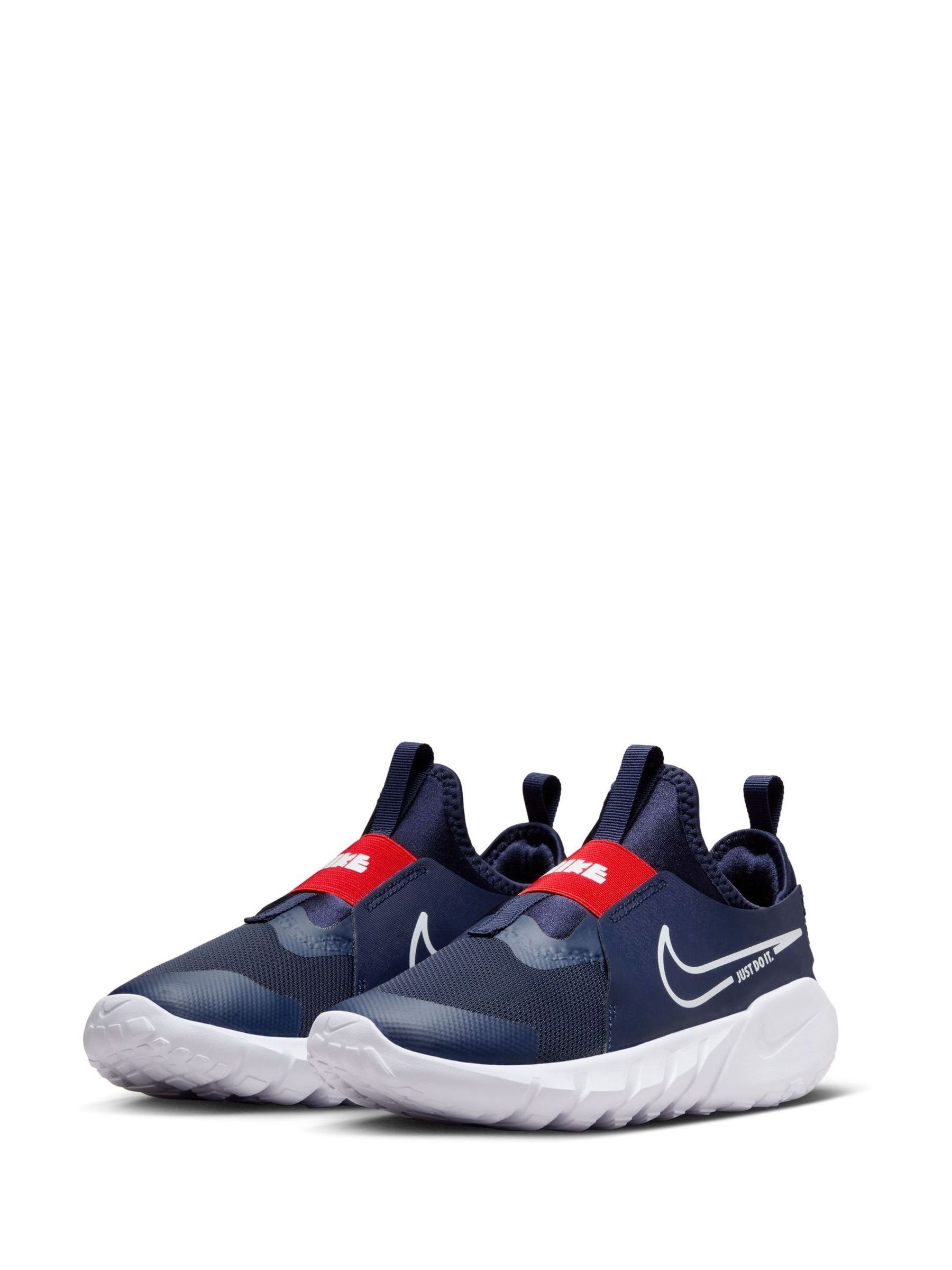nike flex cross trainer