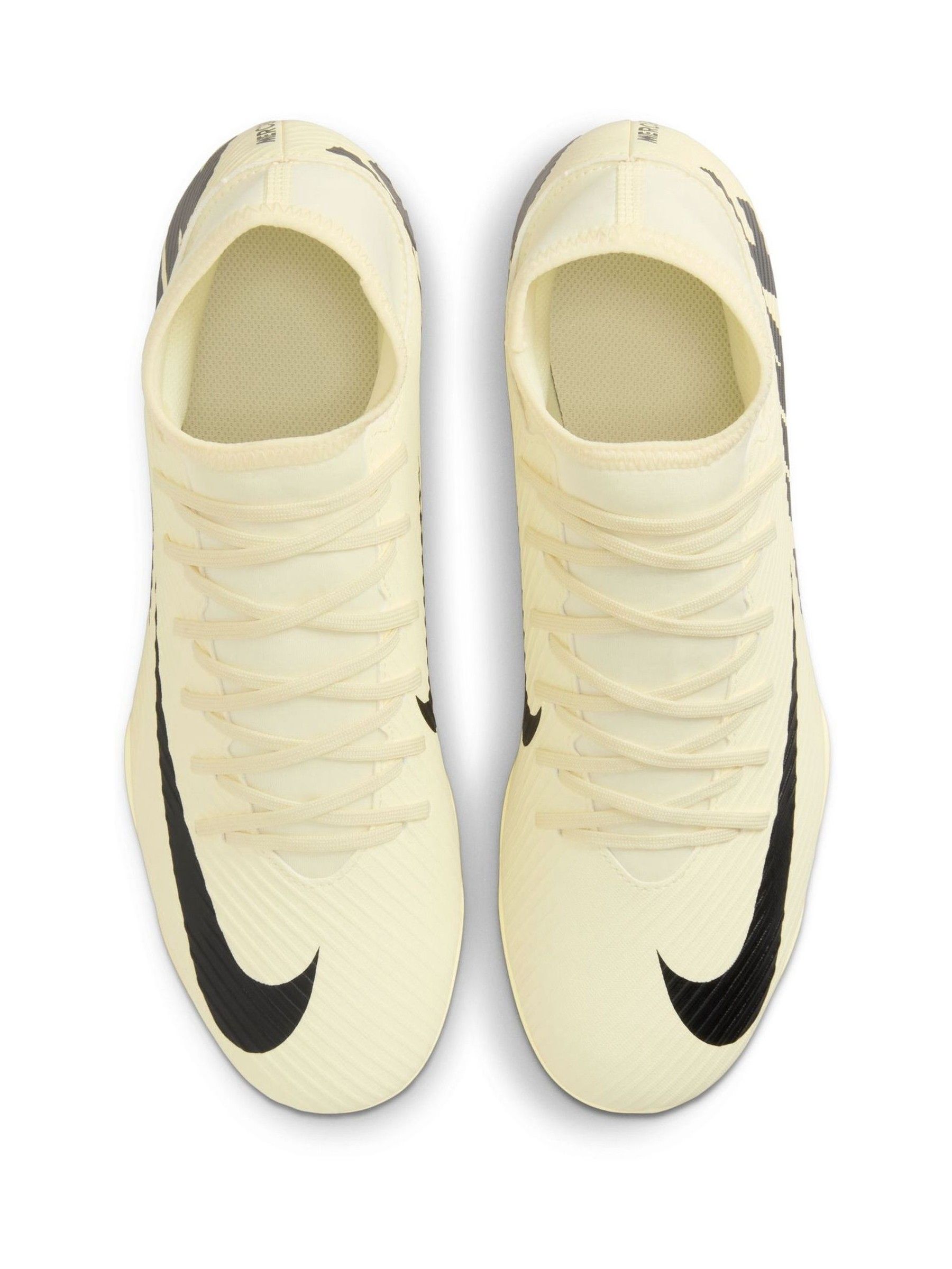 White nike mercurial superfly outlet