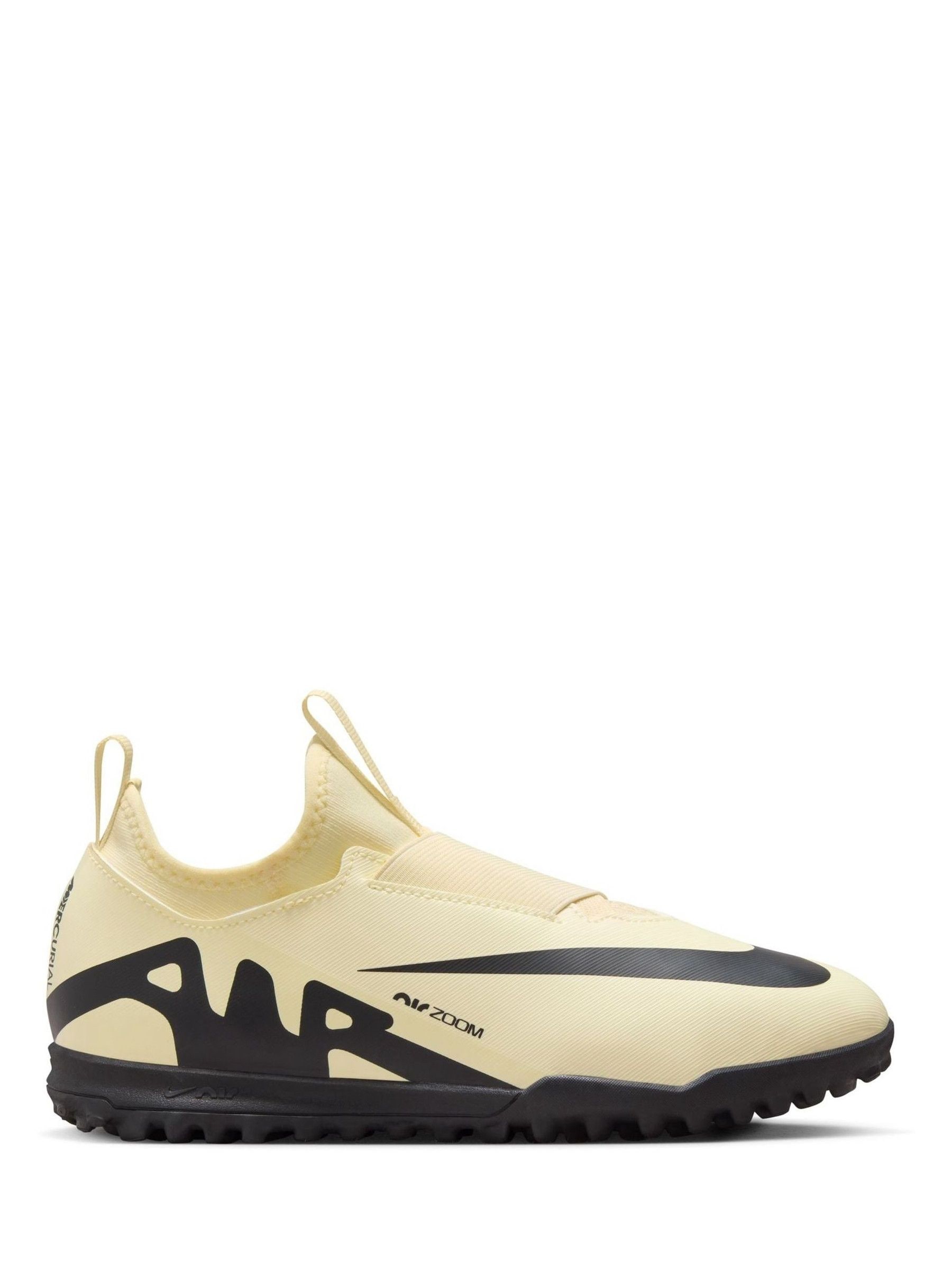 Next kids football boots hotsell