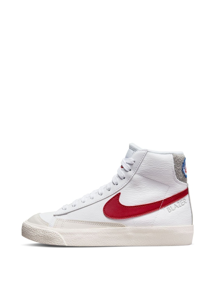 Nike White Blazer Mid 77 Shoes - Image 2 of 10
