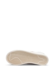 Nike White Blazer Mid 77 Shoes - Image 8 of 10
