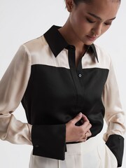Reiss חולצת קולורבלוק של לורי משי - Image 1 of 5