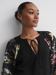 Florere Floral Puff Sleeve Top - Image 3 of 5