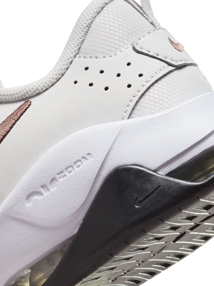 Nike Light Grey Zoom Bella 6 Gym Trainers - Image 11 of 11