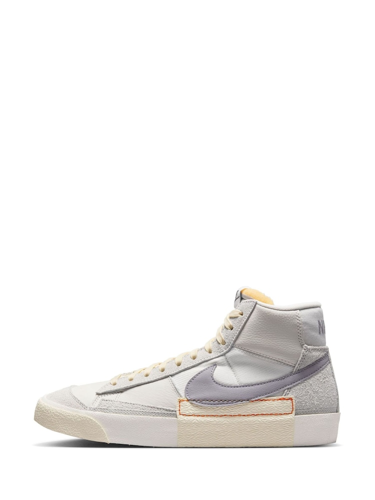 Nike Beige Blazer 77 Pro Club Trainers - Image 2 of 11