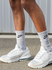Nike White Air Max Pulse Trainers - Image 5 of 10