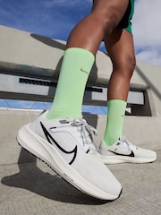 Nike White Cream Air Zoom Pegasus 40 Road Running Trainers - Image 1 of 12