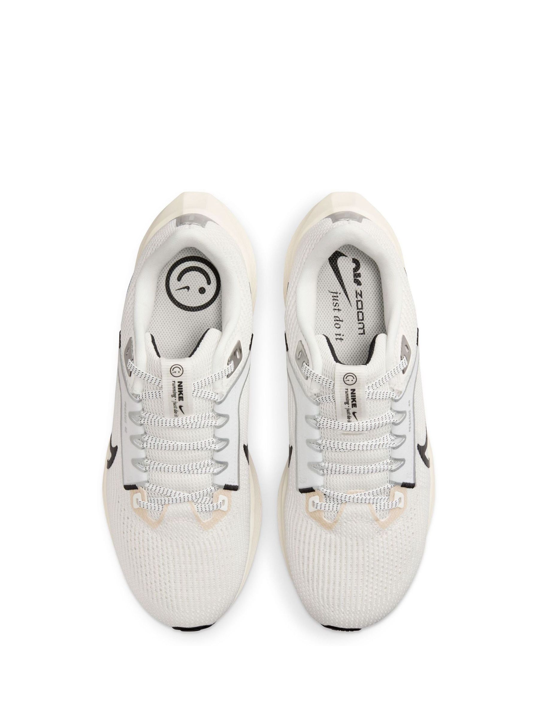 Nursery air max axis trainer white / blue / metallic outlet