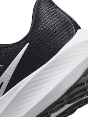 Nike Black/White Air Zoom Pegasus 40 Road Running Trainers - Image 11 of 13