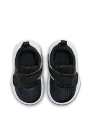 Nike Black/White Junior Team Hustle D 11 Basketball Trainers - Image 7 of 10