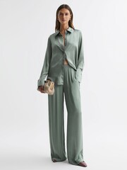 Reiss Sage Imogen Petite Wide Leg Elasticated Waist Trousers - Image 4 of 6
