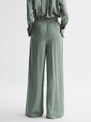 Reiss Sage Imogen Petite Wide Leg Elasticated Waist Trousers - Image 5 of 6