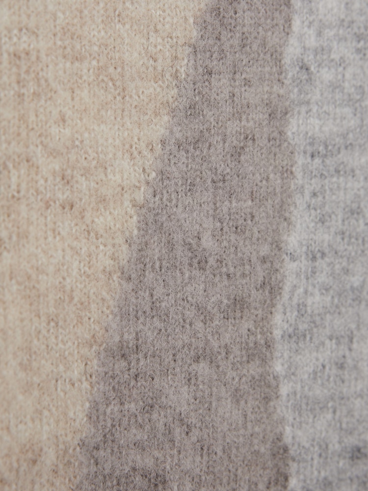 Reiss Mocha Waters Senior Fluffy Wool Crew Neck Jumper - Image 6 of 6