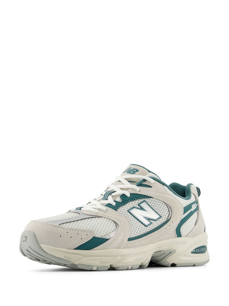 New Balance White Chrome Womens 530 Trainers - Image 2 of 5
