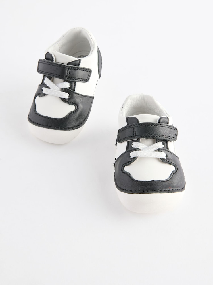 Black/White Standard Fit (F) Crawler Shoes - Image 1 of 5 Black/White Standard Fit (F) Crawler Shoes - Image 1 of 5