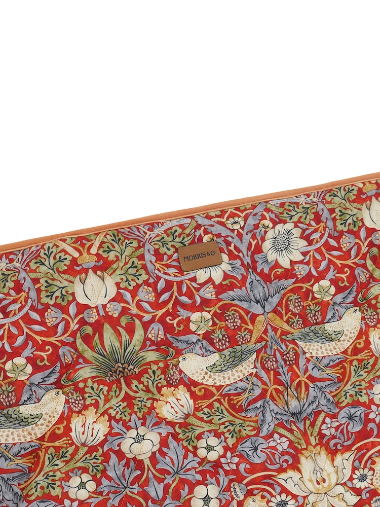 Morris & Co Burgundy Red Strawberry Thief Pet Blanket - Image 4 of 4