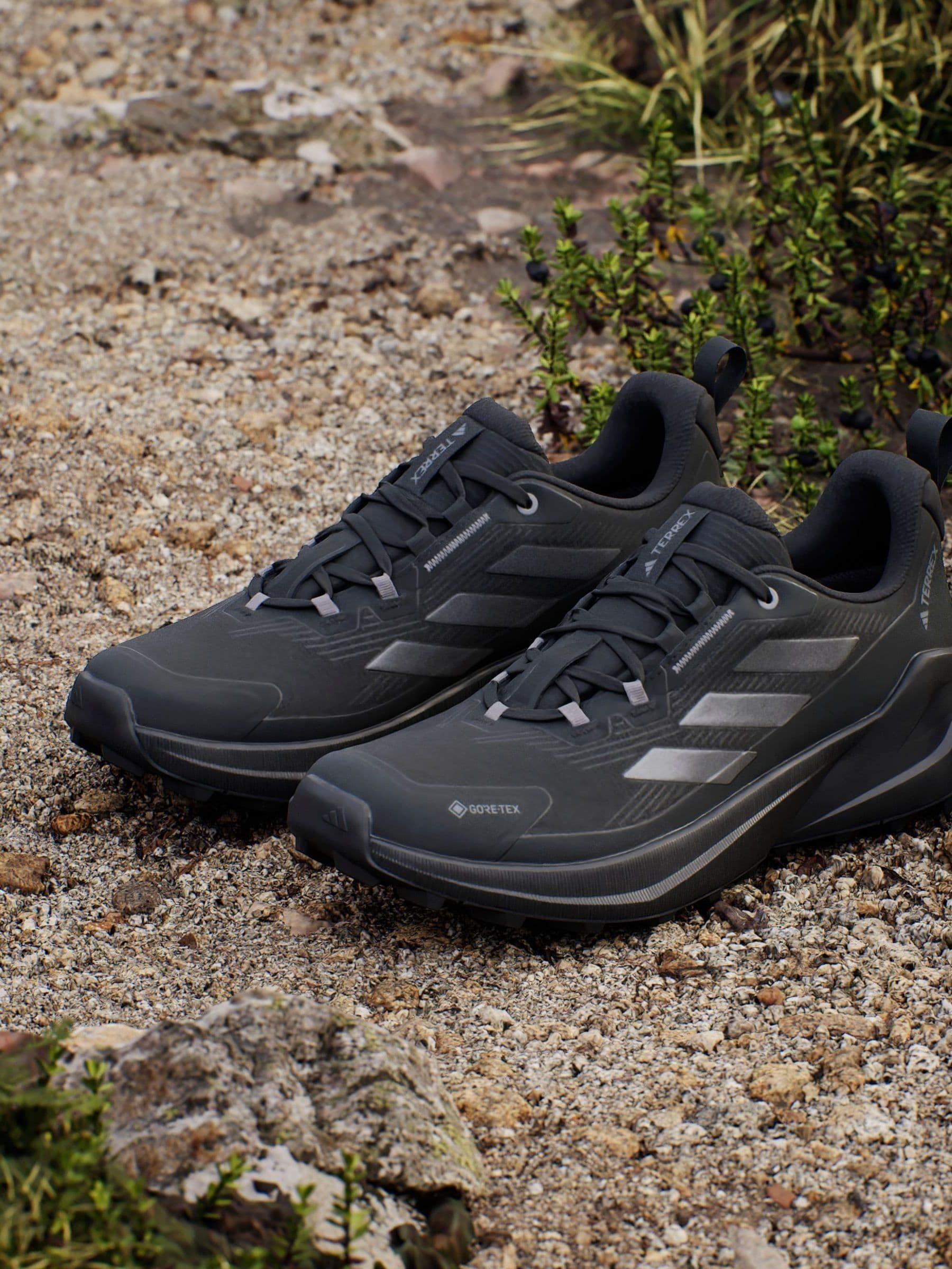 Adidas response walk gore tex clearance