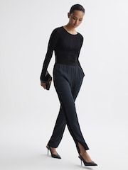 Reiss Leona Tapered Hose mit geteiltem Saum - Bild 1 von 5