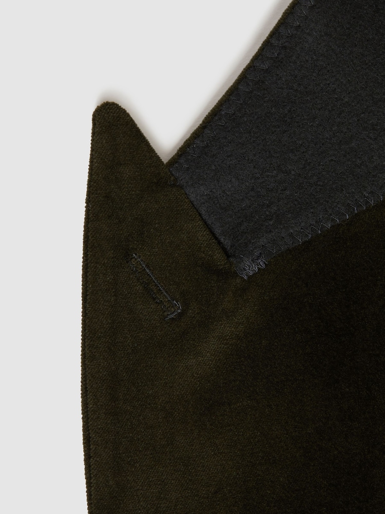 Reiss Emerald Apsara Slim Fit Velvet Single Breasted Blazer - Image 7 of 7