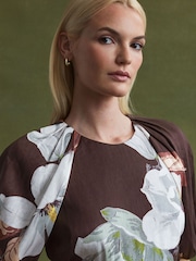 Florere Linen Silk Puff Sleeve Midi Dress - Image 3 of 6