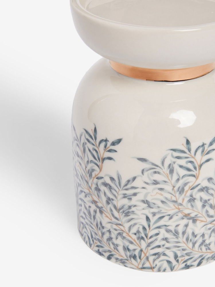 William Morris Cream Leaf Candle Holder - Image 4 of 4