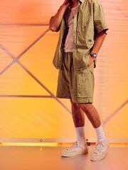 Converse Khaki Green 100% Cotton Utility Baggy Shorts - Image 3 of 9