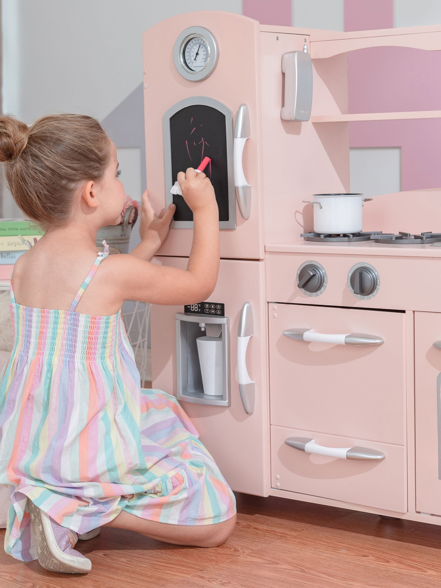 Little chef chelsea retro wooden play kitchen set 2025