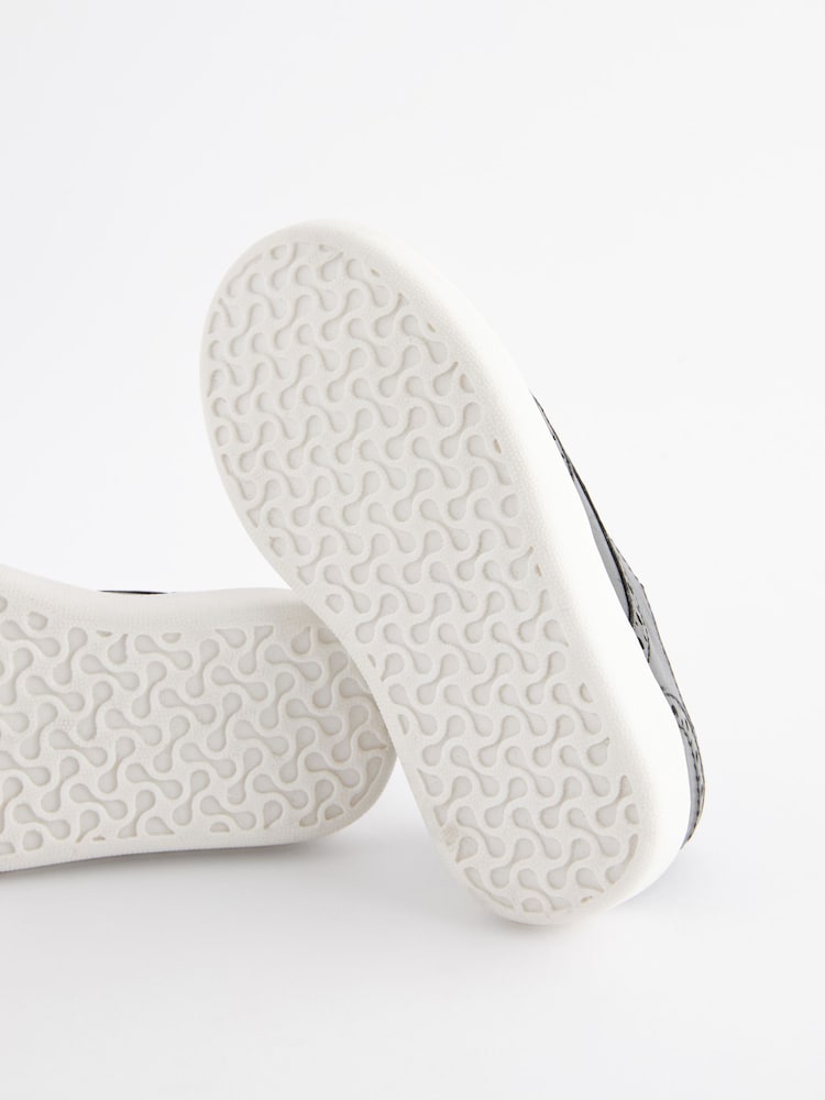 حذاء بورغ أسود - حذاء جلد أنيق برباط علوي - صورة 6 من 6 حذاء بورغ أسود - حذاء جلد أنيق برباط علوي - صورة 6 من 6