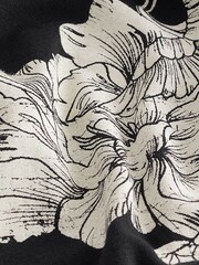 Black Dragon Print T-Shirt - Image 7 of 8