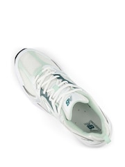 New Balance White/Green Womens 530 Trainers - Image 8 of 10