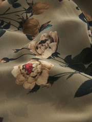 Khakigrün/Blumenmuster - Bluse, langärmelig mit Krawatte und Rüsche - Bild 6 von 7
