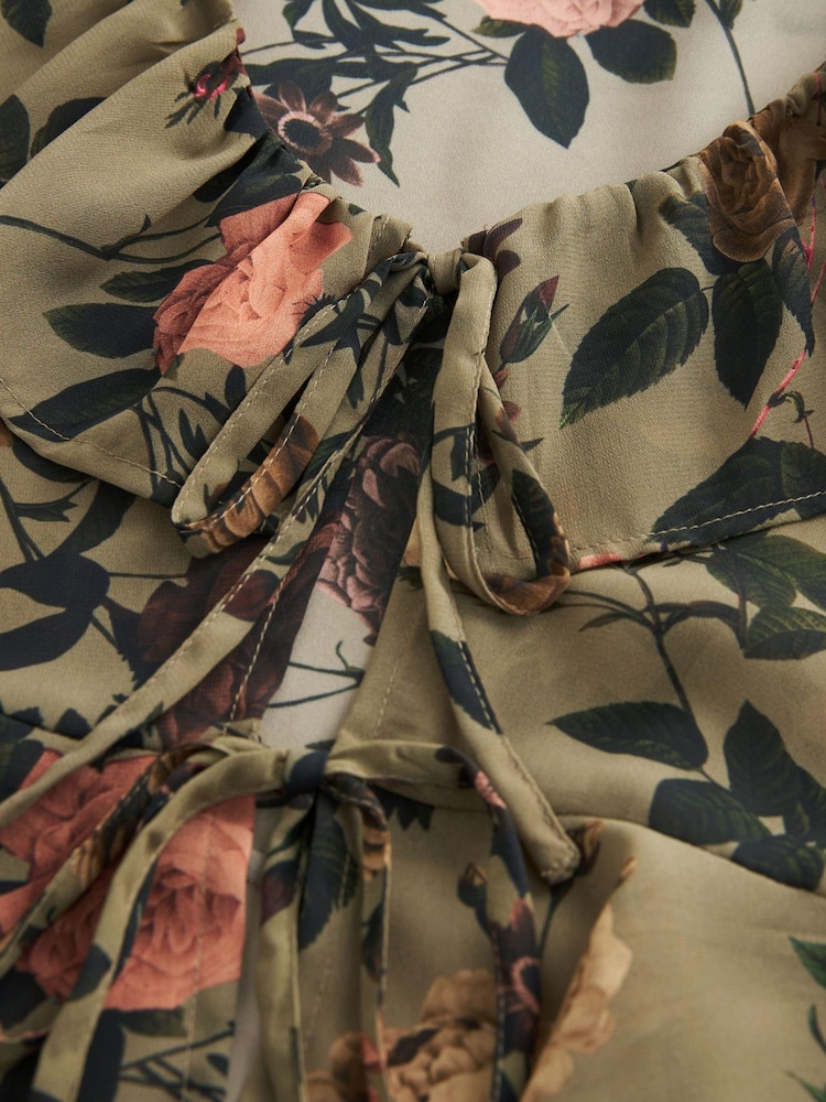 Khakigrün/Blumenmuster - Bluse, langärmelig mit Krawatte und Rüsche - Bild 7 von 7 Khakigrün/Blumenmuster - Bluse, langärmelig mit Krawatte und Rüsche - Bild 7 von 7