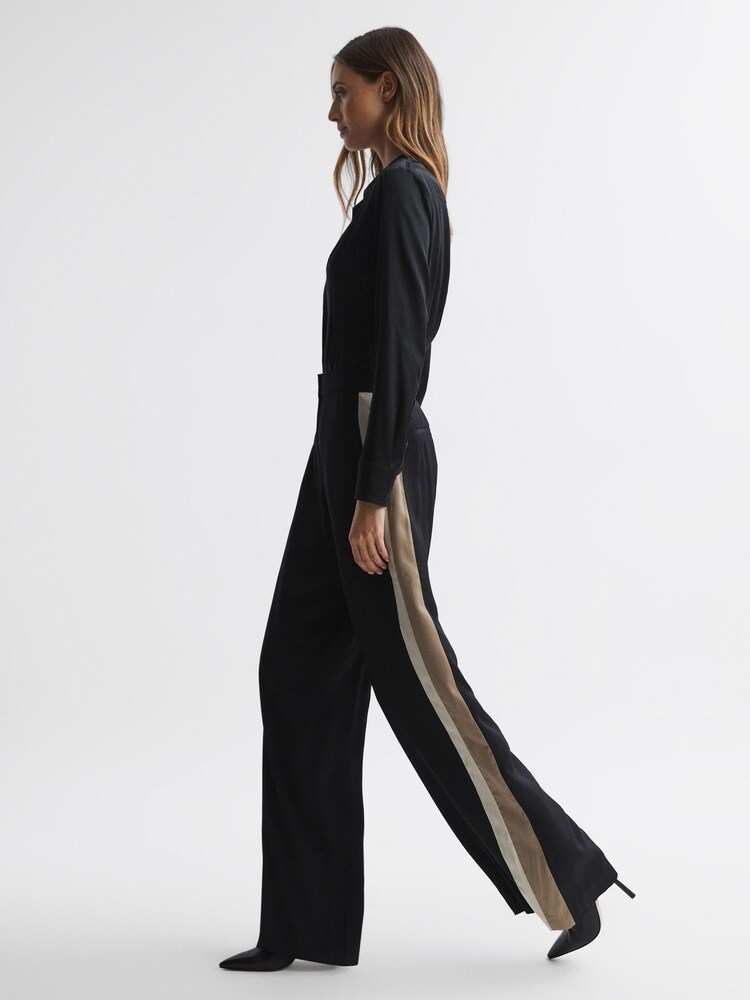 Reiss Black Lyra Signature Leather Ankle Boots - Image 2 of 5 Reiss Black Lyra Signature Leather Ankle Boots - Image 2 of 5