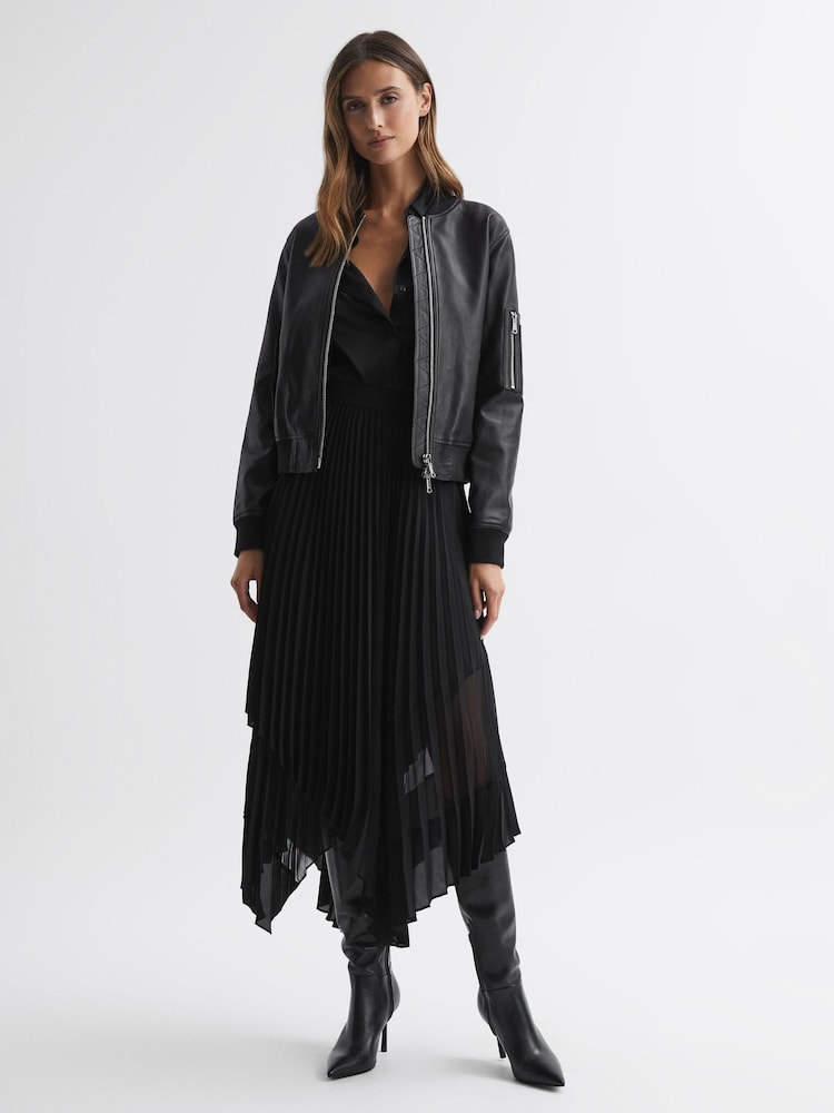 Reiss Black Gracyn Leather Knee High Heeled Boots - Image 2 of 5