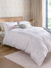Clarke & Clarke Multi William Morris Golden Lily 200 Thread Count Duvet Cover and Pillowcase Set - Image 2 of 4