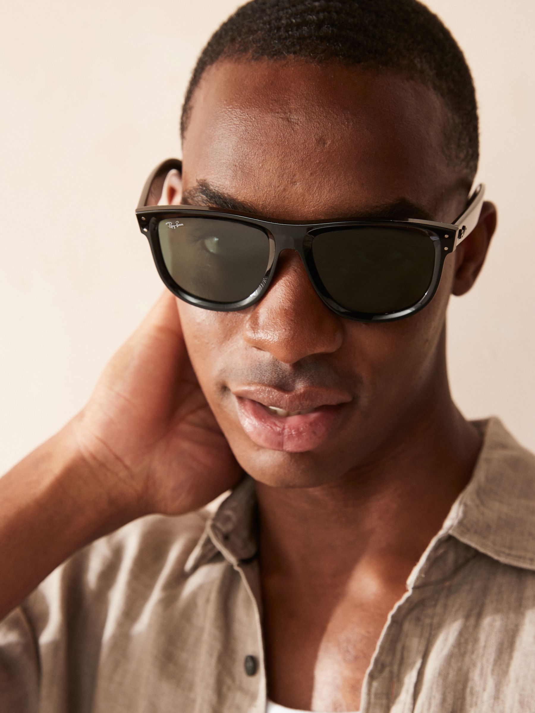 超激安 Ray-Ban Buy Boyfriend UK Next the from Sunglasses Reverse 小物