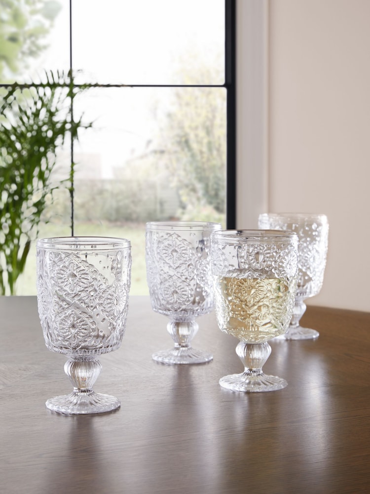 Set of 4 Clear Sophia Embossed Wine Glasses - Image 3 of 7