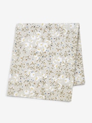 Natural Daisy Ditsy Wipe Clean Table Cloths - Image 4 of 4