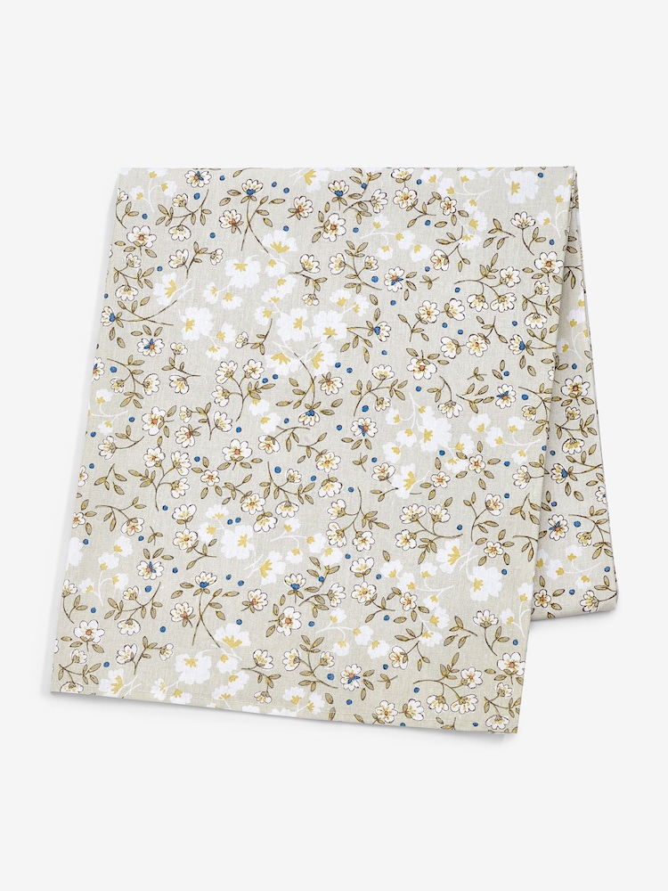 Natural Daisy Ditsy Wipe Clean Table Cloths - Image 4 of 4
