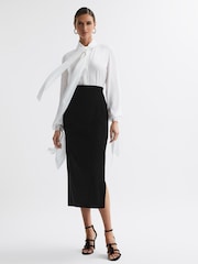 Reiss Black Leona Velvet Ruched Midi Skirt - Image 3 of 5