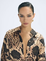 Reiss Snake Flora Silk Snake Print Drape Back Shirt - Image 3 of 6