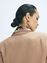 Reiss Snake Flora Silk Snake Print Drape Back Shirt - Image 5 of 6
