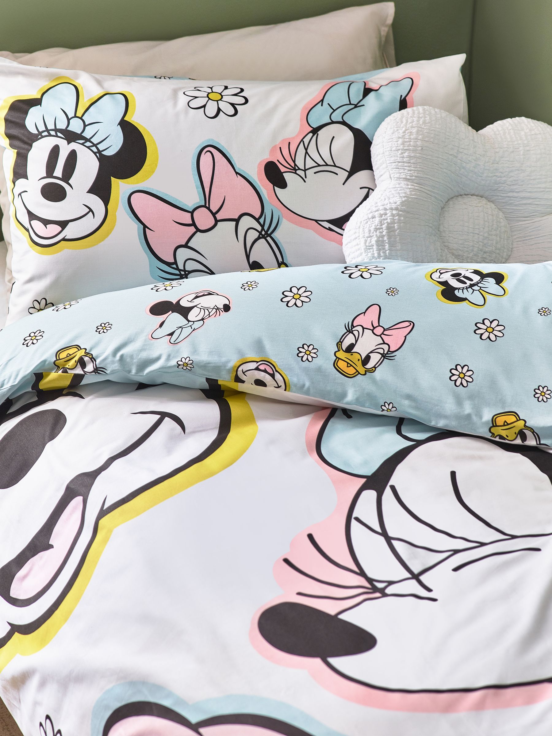 Buy White Disney Minnie Mouse 100 Cotton Single Duvet Cover and Pillowcase Set from Next Luxembourg