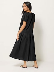 PixieGirl Petite Black Poplin Volume Maxi Dress - Image 3 of 5