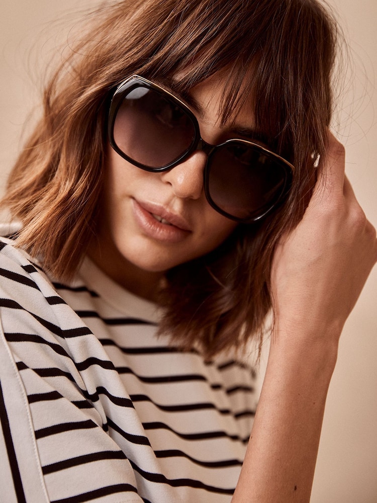 Mint Velvet Black Amalfi Gold Detail Sunglasses - Image 1 of 4 Mint Velvet Black Amalfi Gold Detail Sunglasses - Image 1 of 4